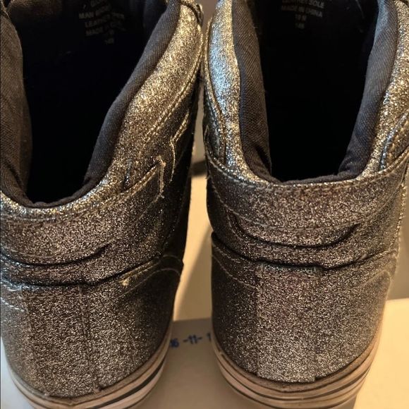 G by Guess Silver glittery high top shoes Sneakers women’s - Picture 6 of 9